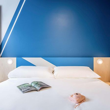 Ibis Budget Arlon Porte Du Luxembourg Exterior foto